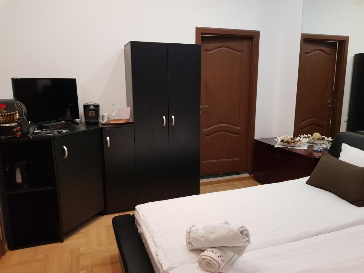 Ground Floor Mega Mall National Arena Monza Βουκουρέστι Εξωτερικό φωτογραφία